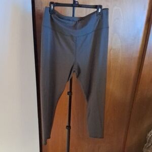 Gray High-Waisted Leggings